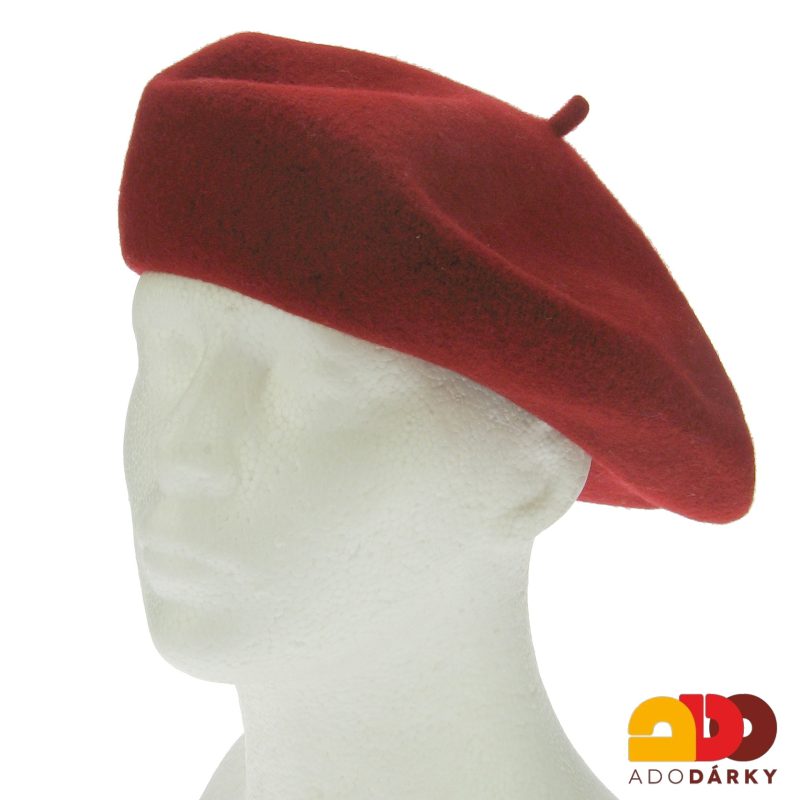 Vlněný baret červený