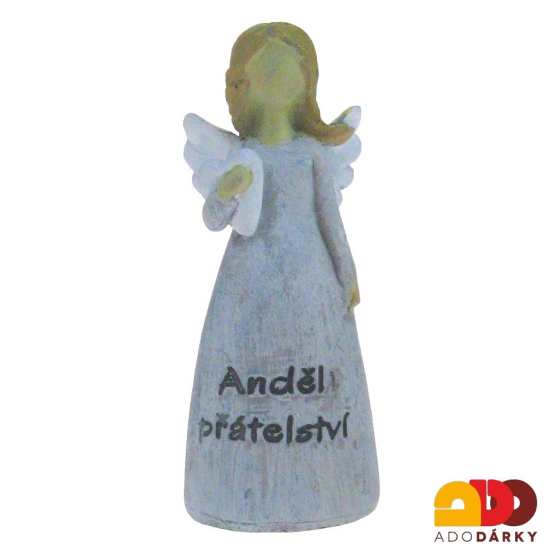 Šedý "Anděl přátelství" se srdcem v rukou 10 cm