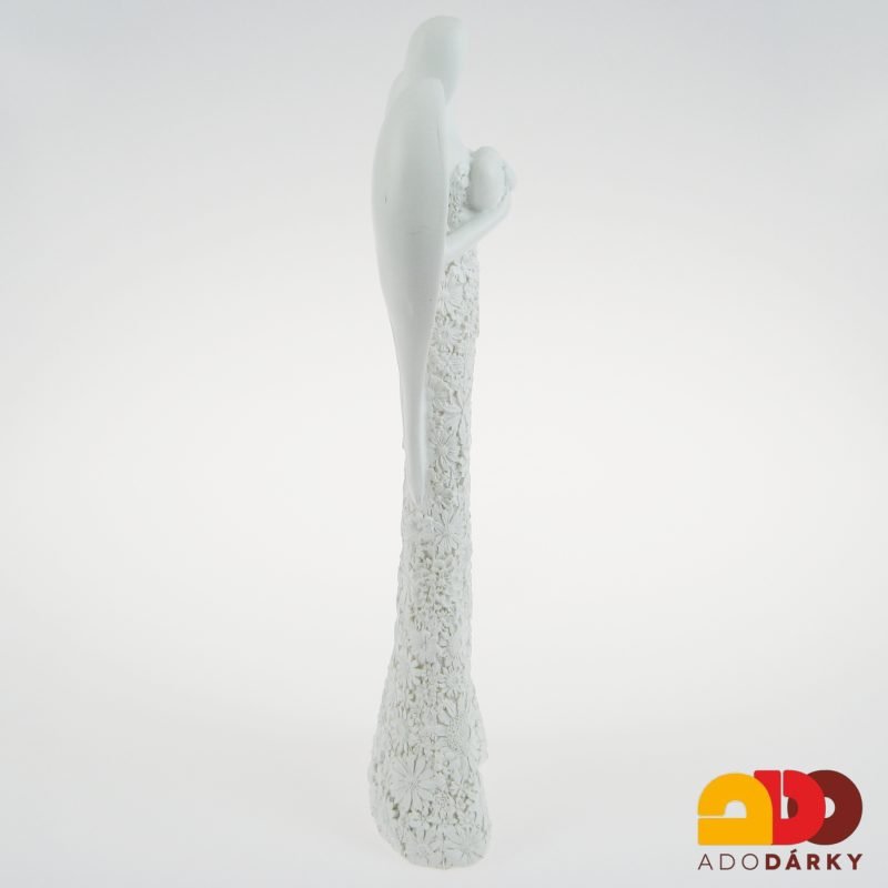 Anděl v květinových šatech se srdcem 32,5 cm
