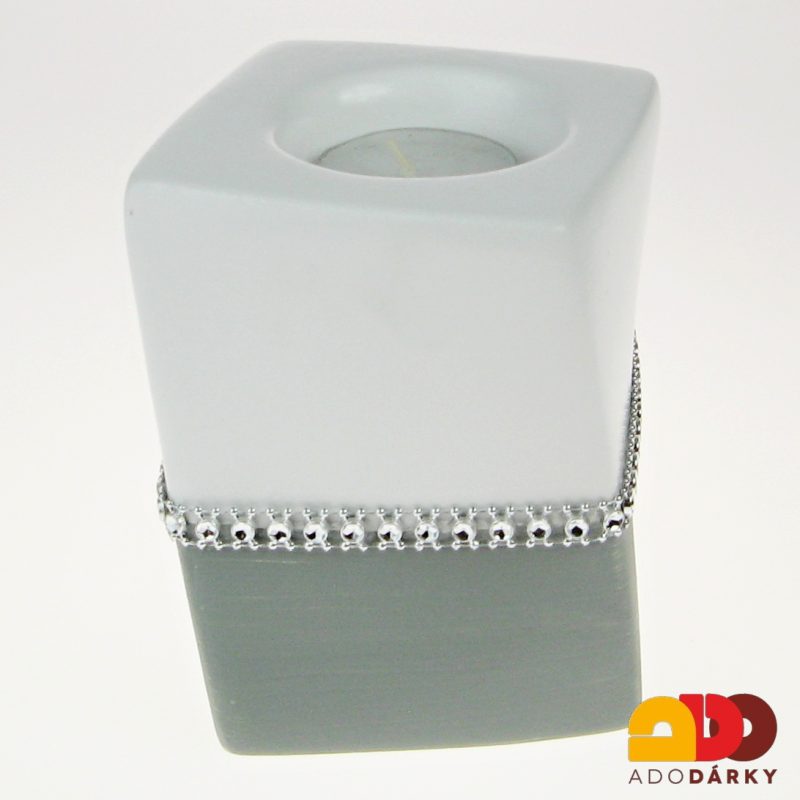 Svícen kostka šedý 9,5 x 12 cm