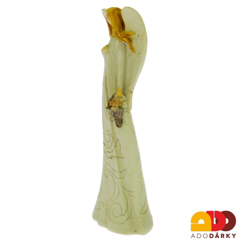 Anděl v šatech s ornamenty a košíkem květů 16 cm