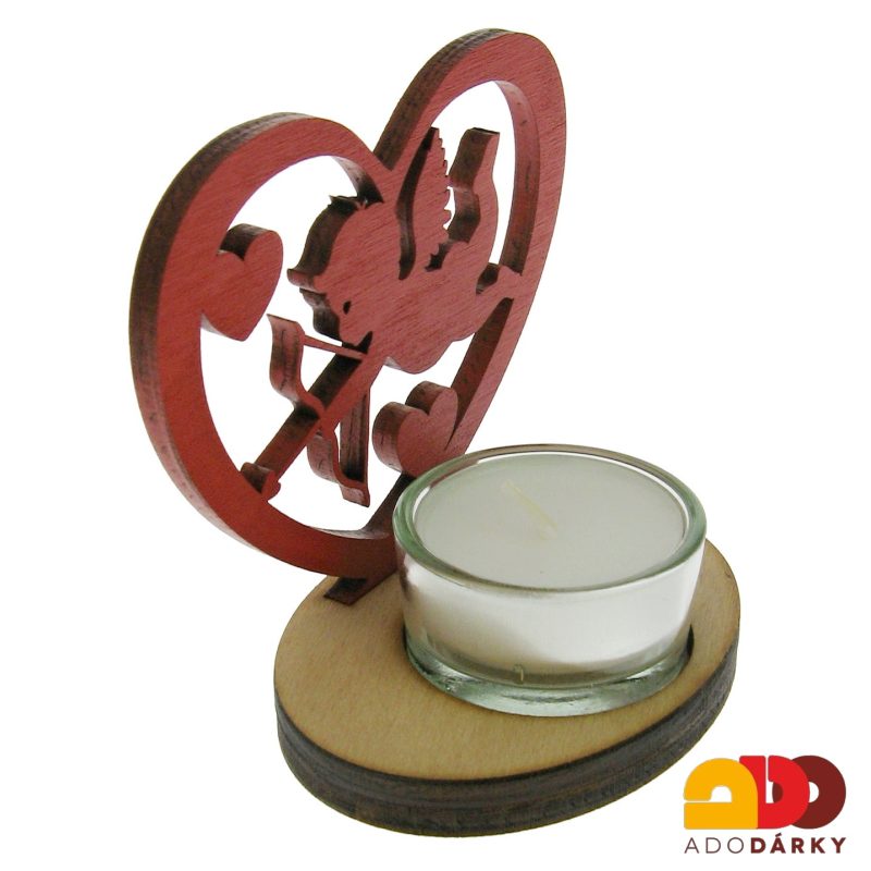 Dřevěný svícen s Amorem červené srdce 10 cm