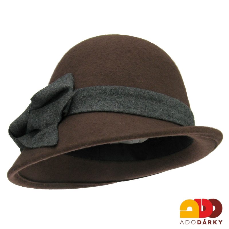 Hnědý plstěný klobouk s dvojitou mašlí