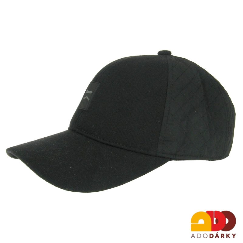 Zateplená kšiltovka černá