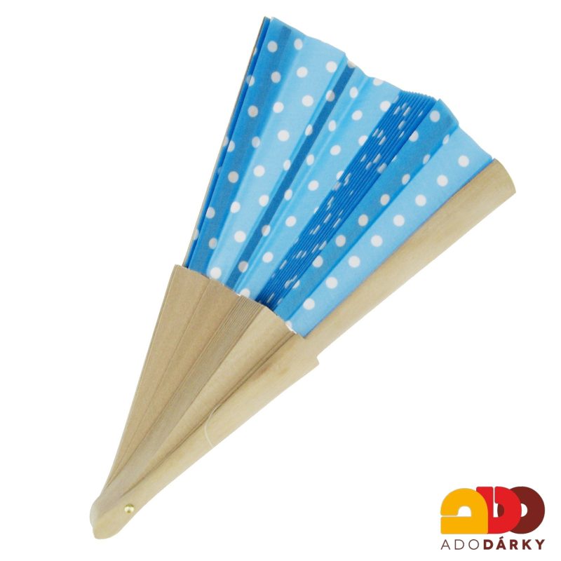 Vějíř dřevěný s puntíky modro bílý 42 cm