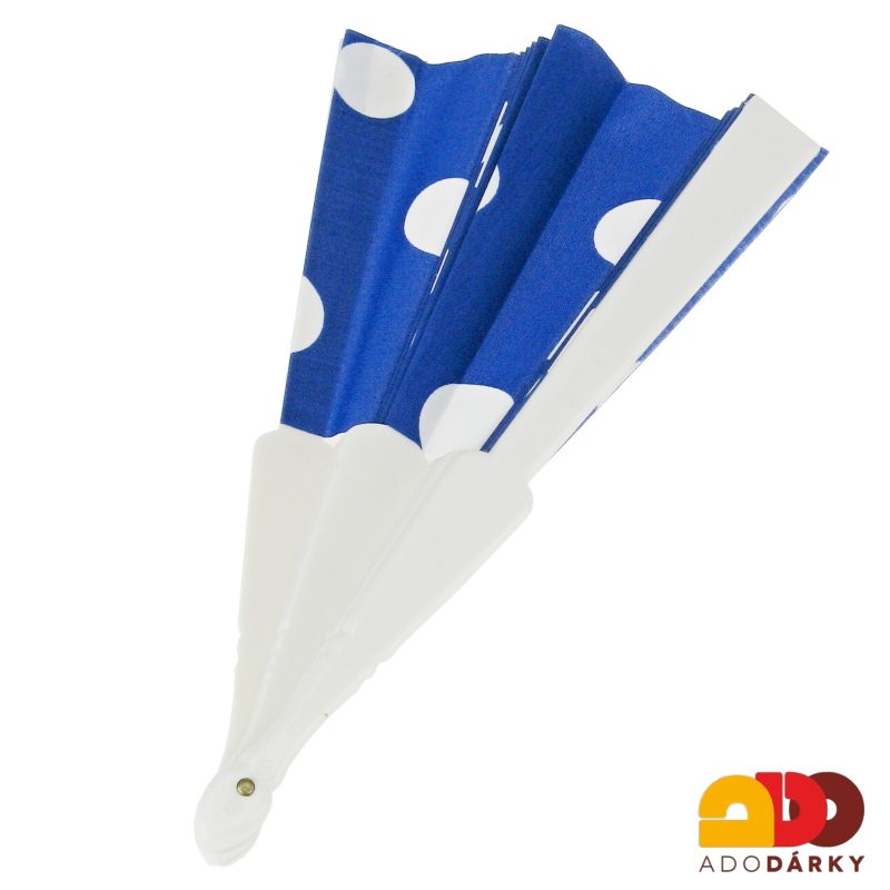 Vějíř plastový s puntíky modro bílý 42 cm
