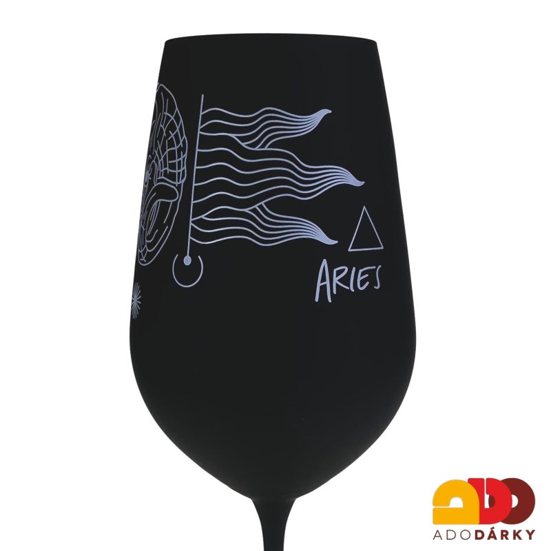 Černá číše na víno znamení Beran 0,55 l