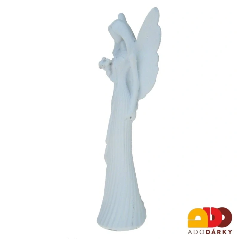 Anděl bílý s kyticí květů ve vroubkovaných šatech 15,5 cm
