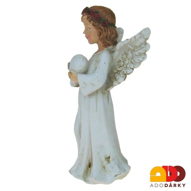 Anděl s hnědými vlasy se srdcem 12,5 cm