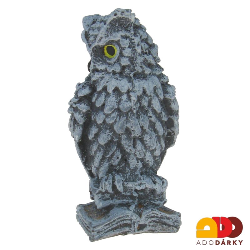 Svíčka Sova na knize 4 x 4,5 x 10 cm