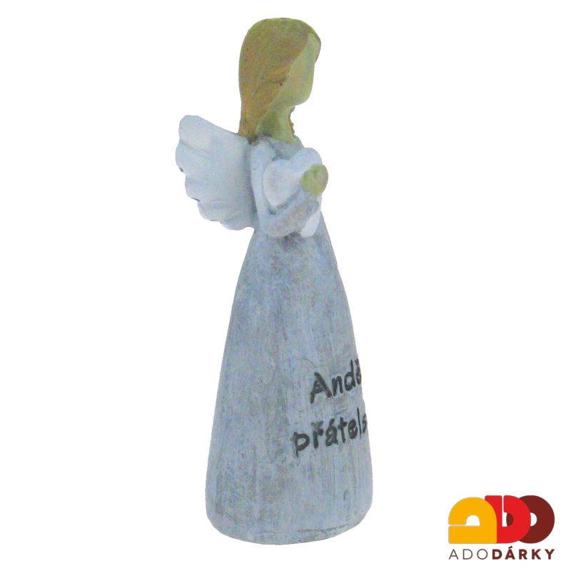 Šedý "Anděl přátelství" se srdcem v rukou 10 cm