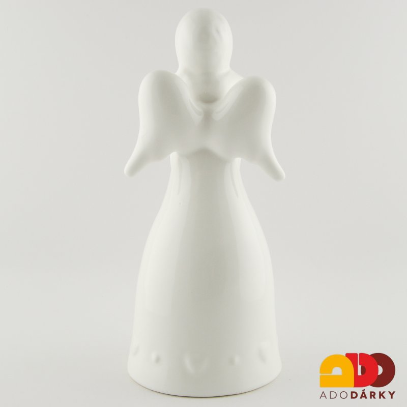 Anděl se srdcem 28 cm