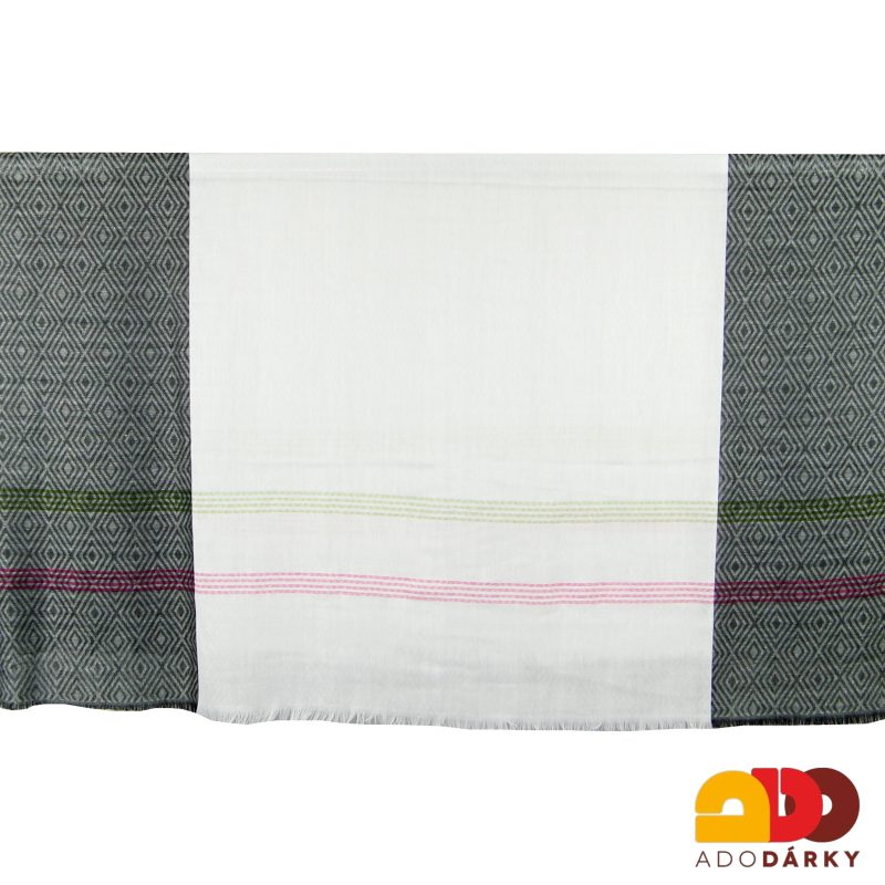 Lehký dámský šátek vzorovaný