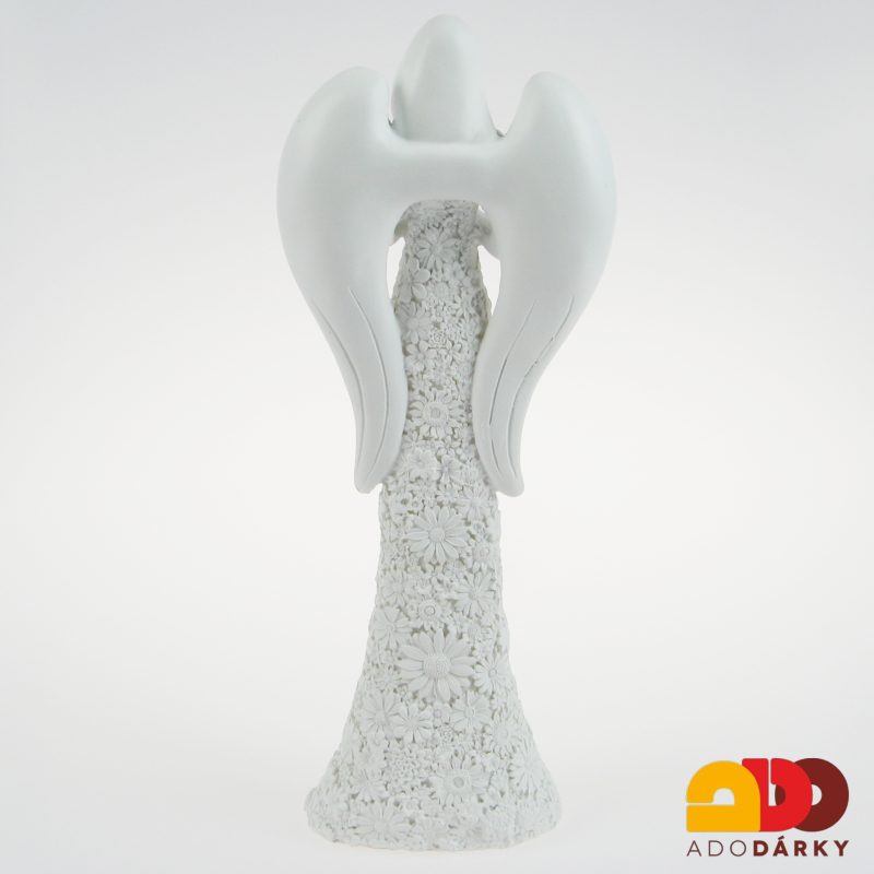 Anděl v květinových šatech se srdcem 32,5 cm
