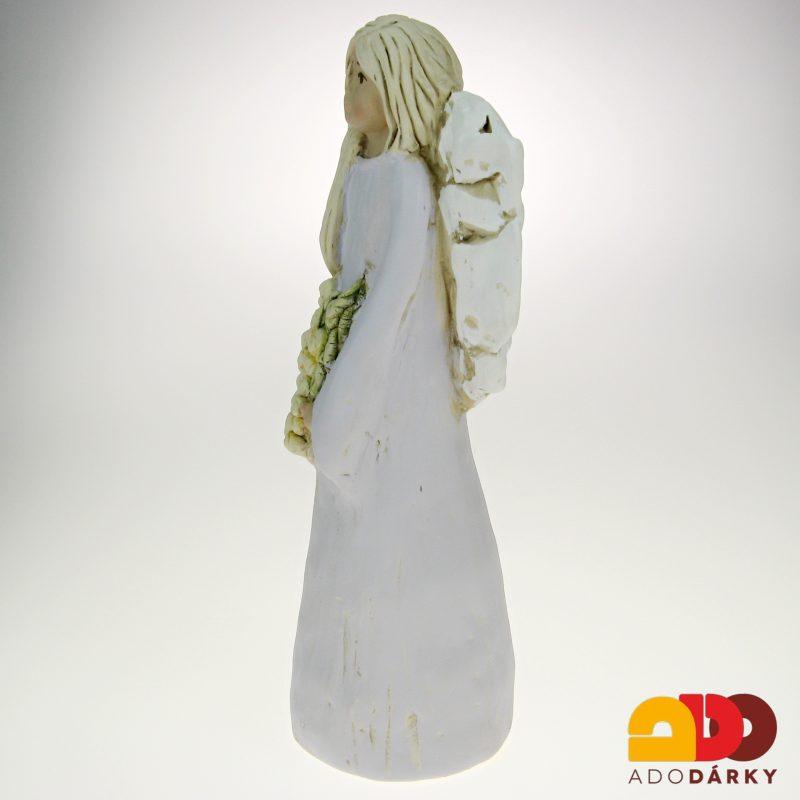 Anděl s kyticí růží fialový 25 cm