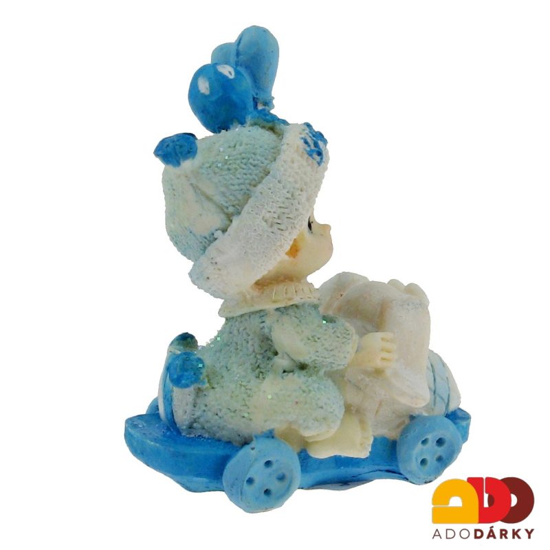 Figurka miminka - kluk v kočárku s pejskem 7,5 cm
