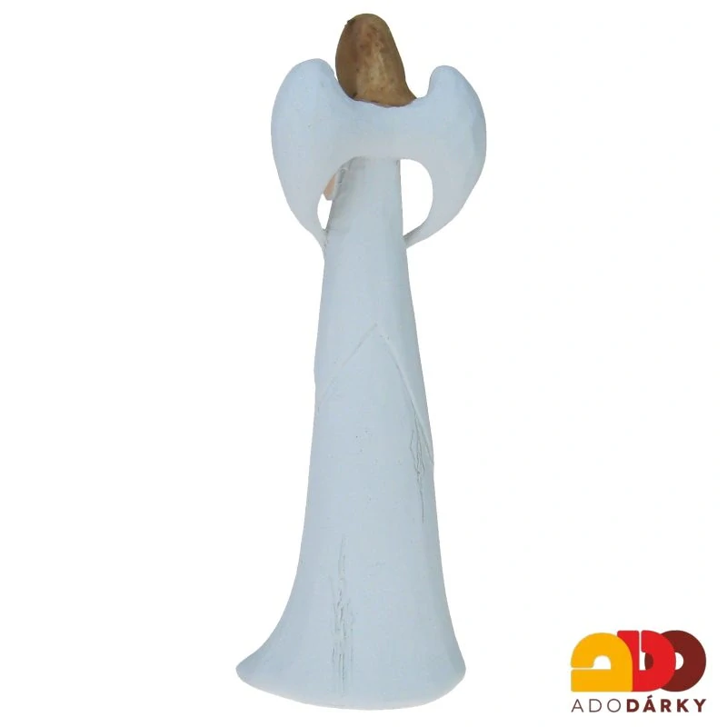 Anděl v hladkých bílých šatech se stříbrným srdcem 20 cm