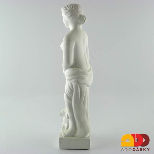 Socha ženy s ovcí 29 cm