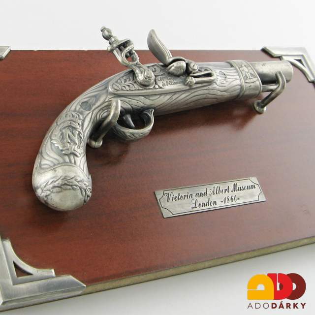 Miniatura pistole 18 cm