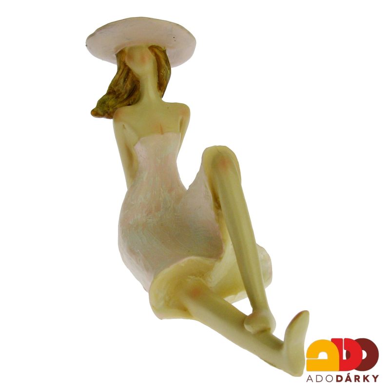 Soška dáma v klobouku sedící růžová 12,5 cm