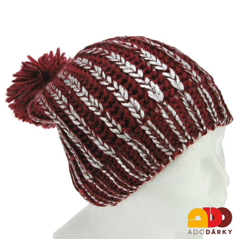 Cečvená pletená čepice se stříbrnými proužky a bambulí