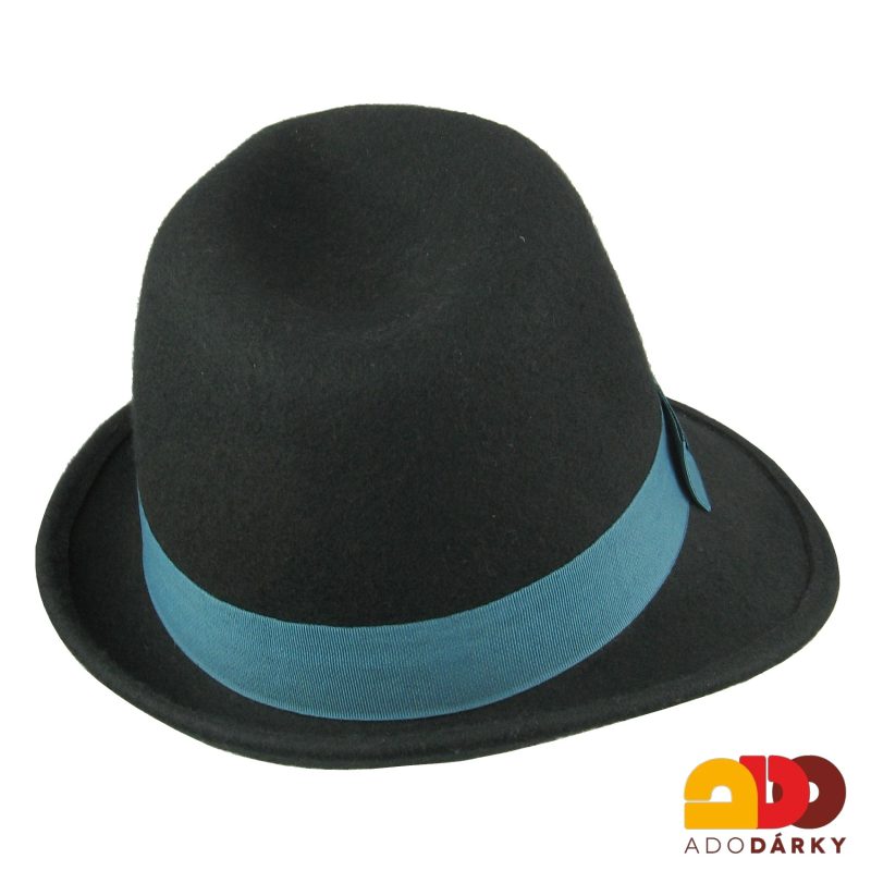 Černý plstěný klobouk v pánském stylu, modrá stuha
