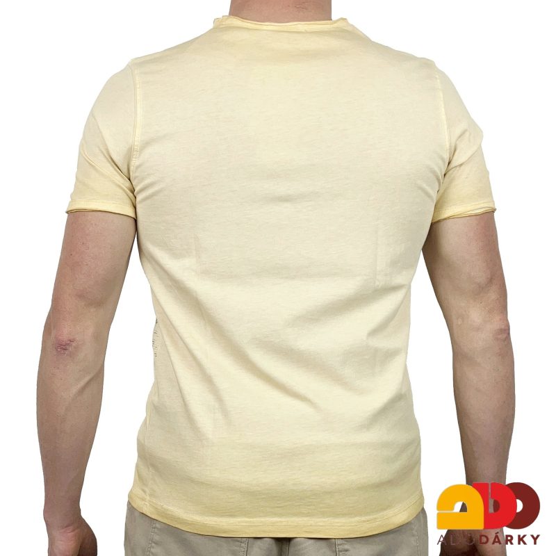 Pánské triko žluté s nápisem a kapsičkou