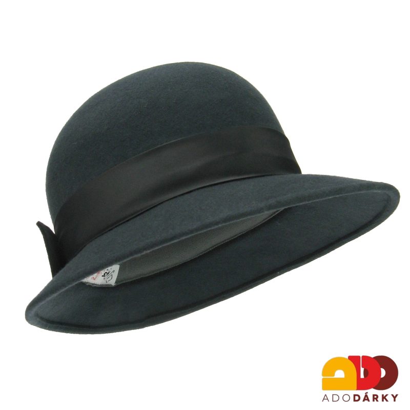 Modrý plstěný klobouk s mašlí