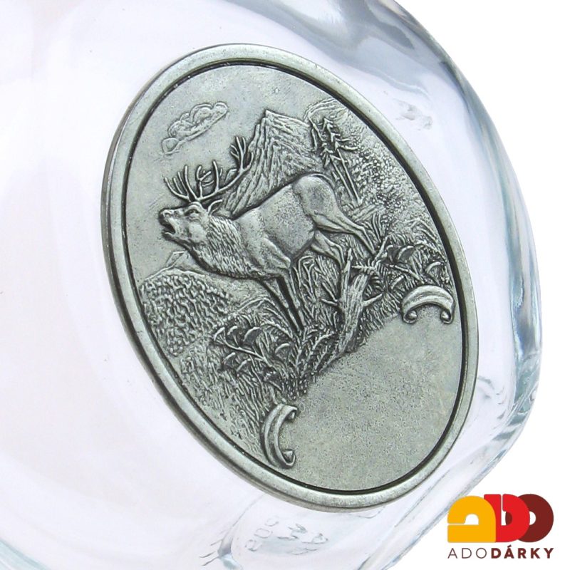 Sada lahve a šesti odlivek s cínovými dekoracemi jelena