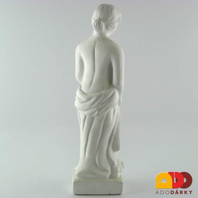 Socha ženy s ovcí 29 cm