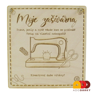 Dřevěná cedulka "Moje zašívárna" 18 cm