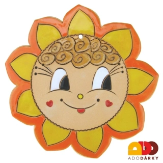 Sluníčko z keramiky s barevnými paprsky a srdíčky 17 cm